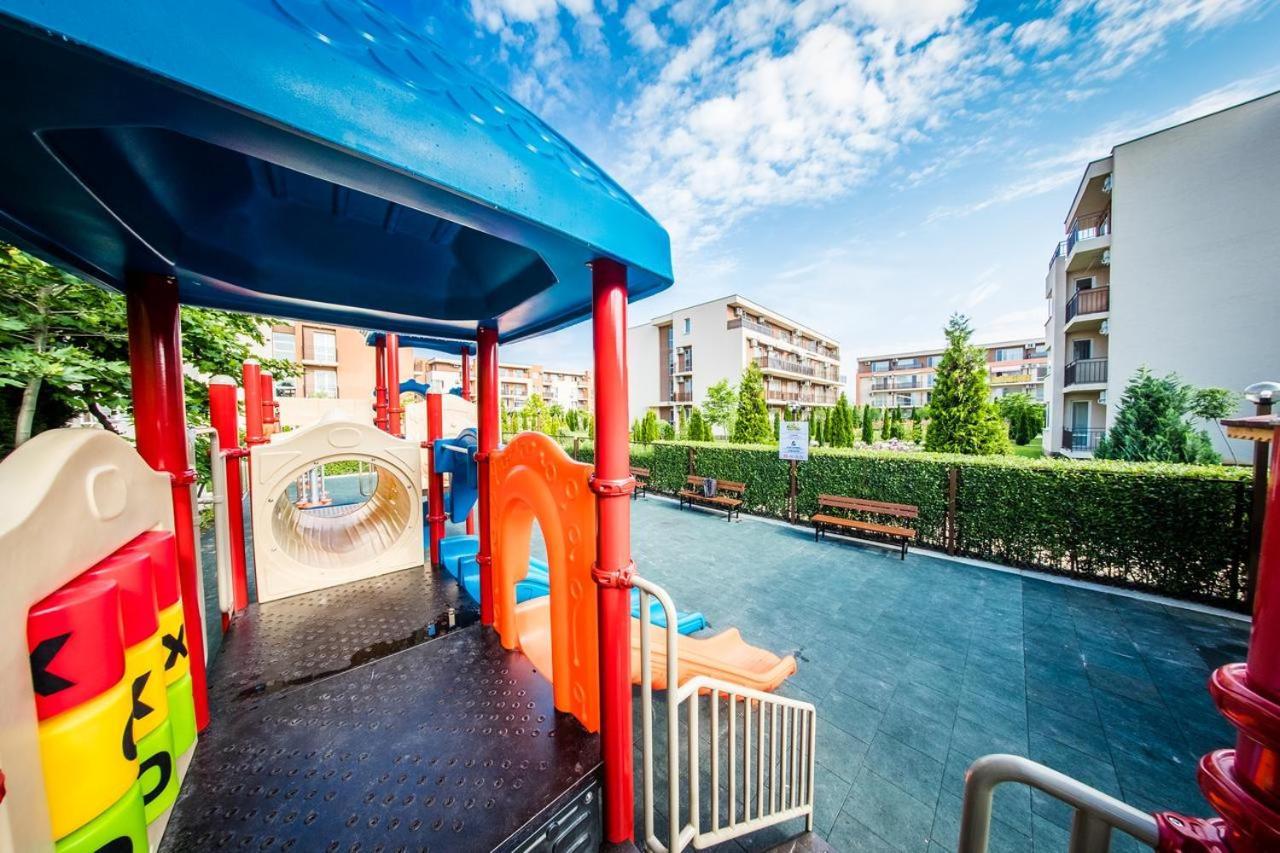 Holiday Fort Golf Club - Premium Apartments Slantschew brjag Exterior foto