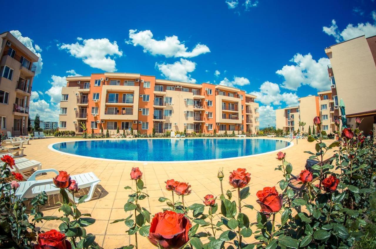 Holiday Fort Golf Club - Premium Apartments Slantschew brjag Exterior foto