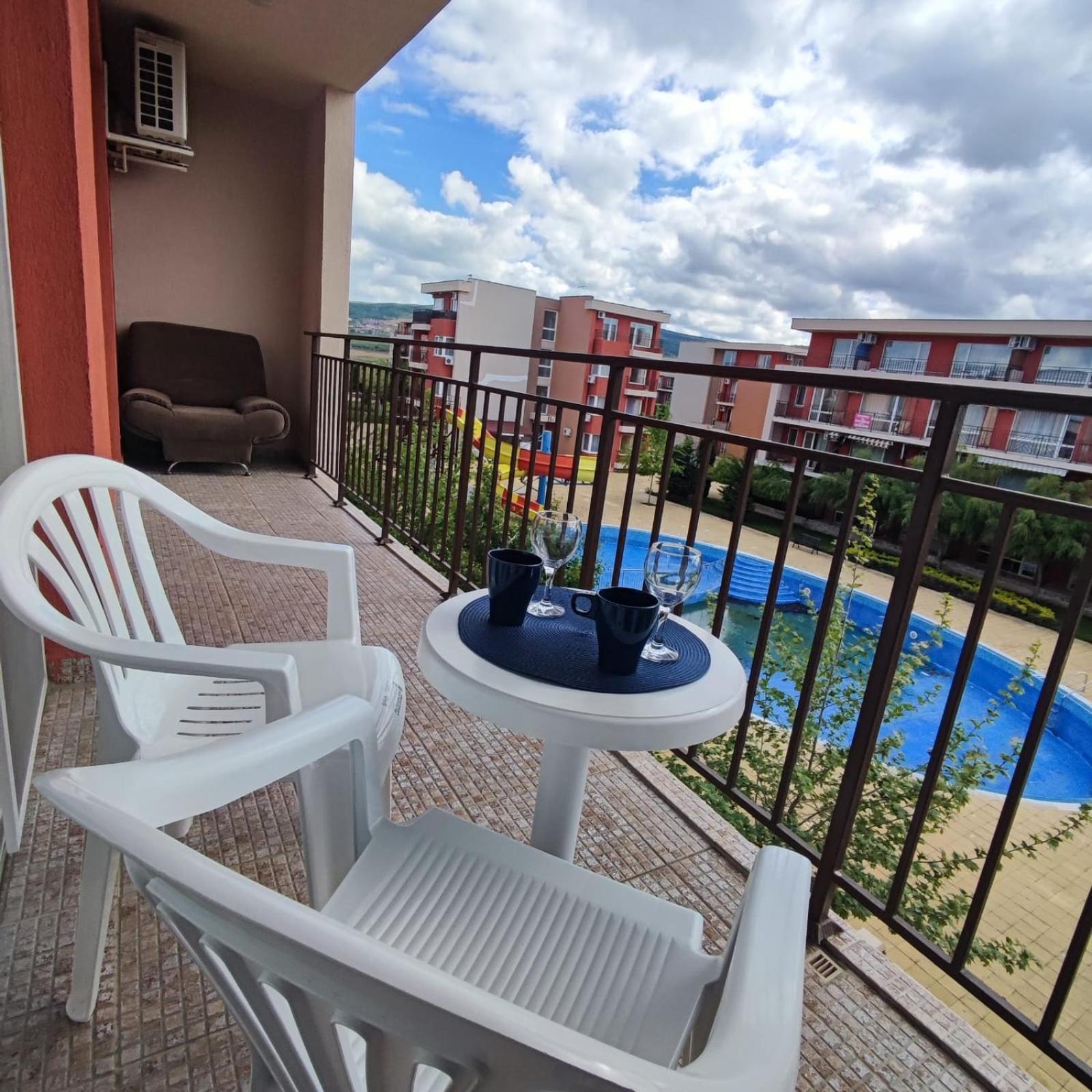 Holiday Fort Golf Club - Premium Apartments Slantschew brjag Exterior foto
